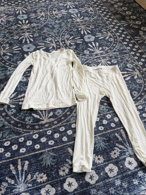 Kyte baby Cream pajamas
